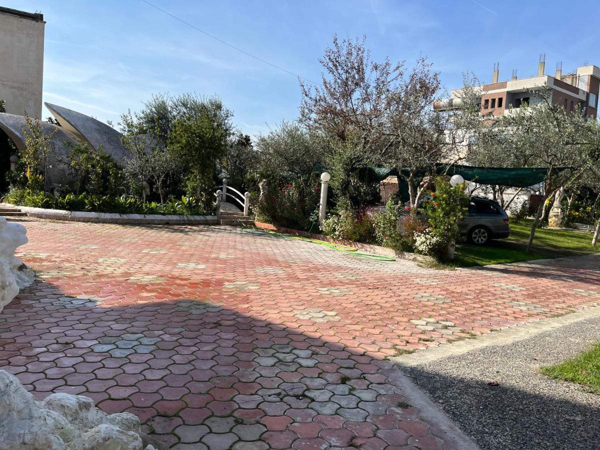 Villa Kasa Durrës Exteriör bild