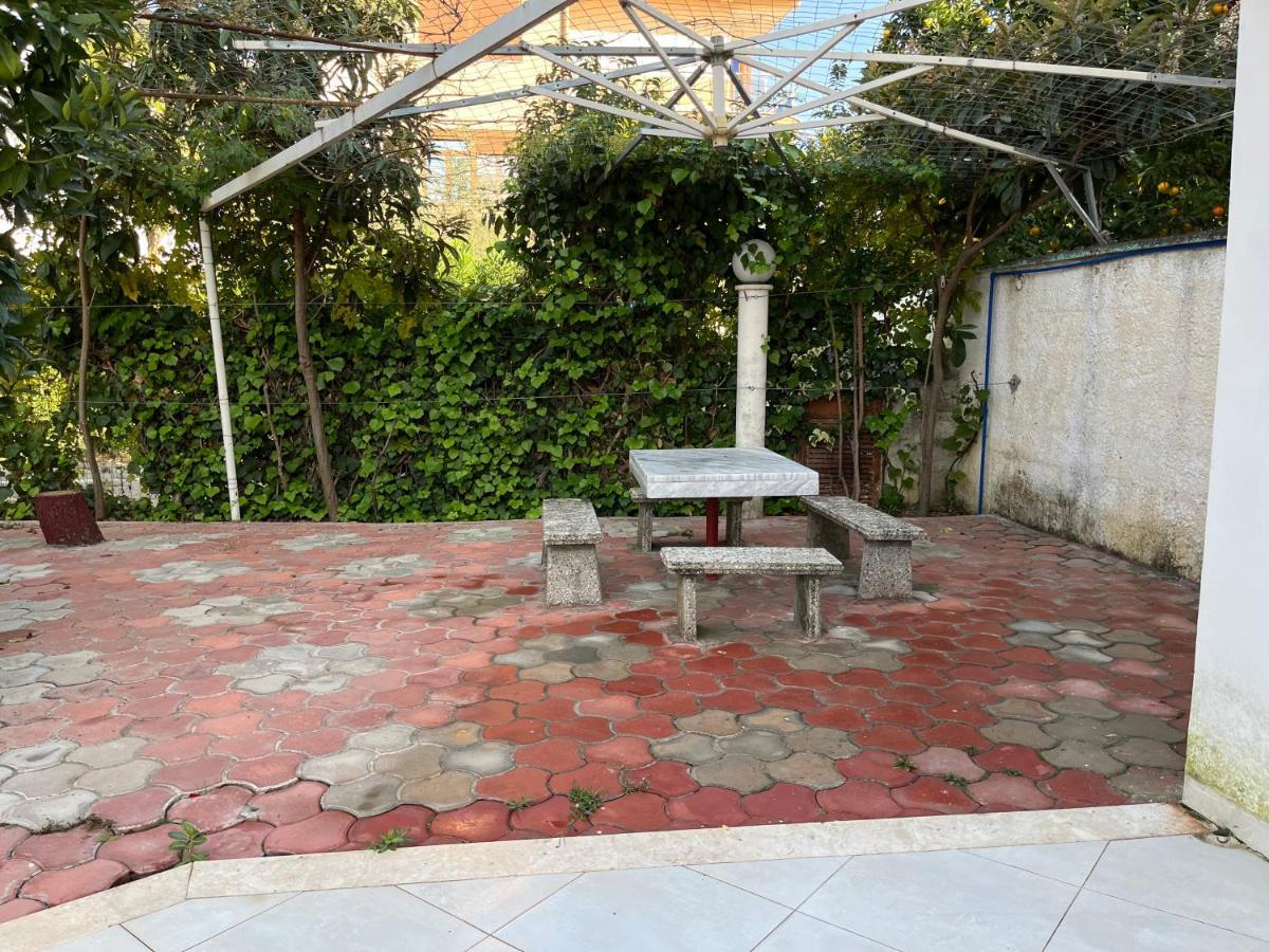 Villa Kasa Durrës Exteriör bild