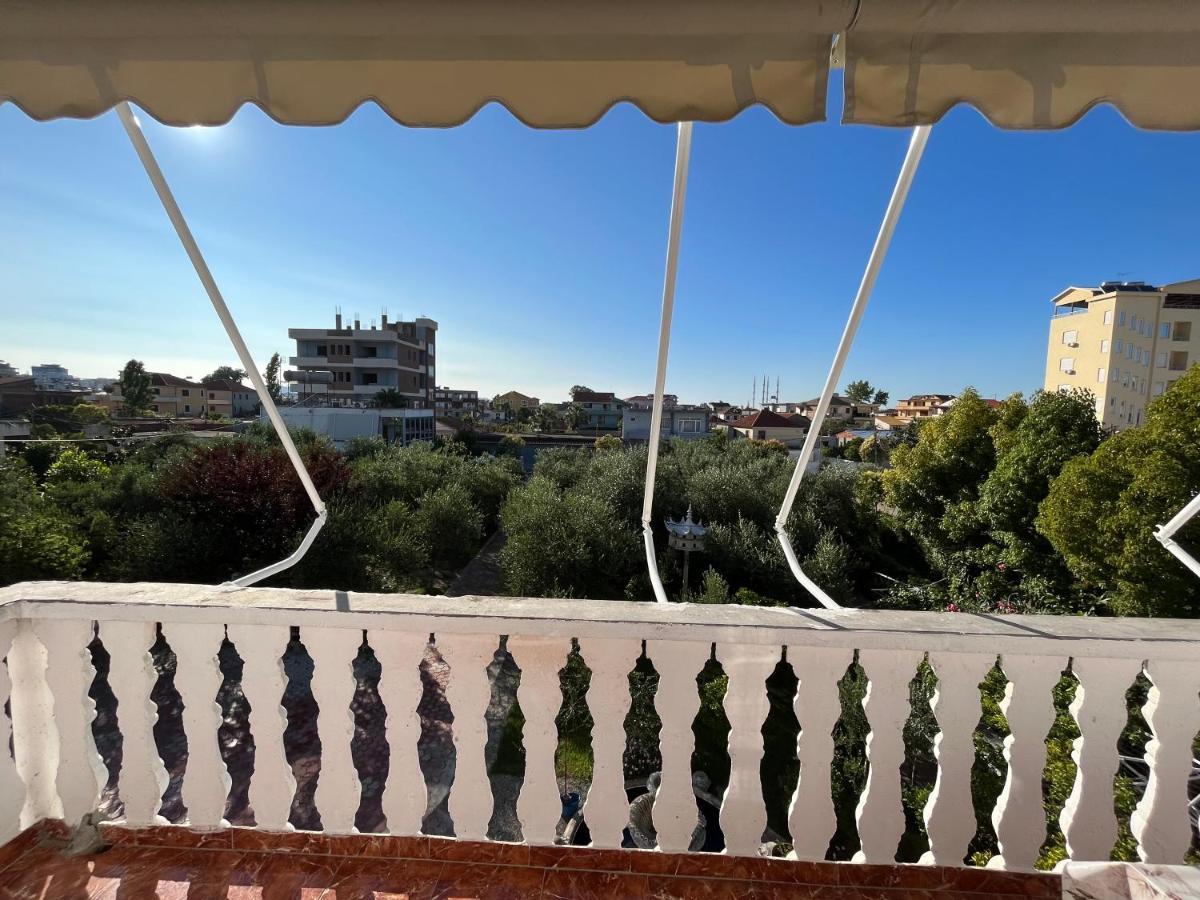 Villa Kasa Durrës Exteriör bild
