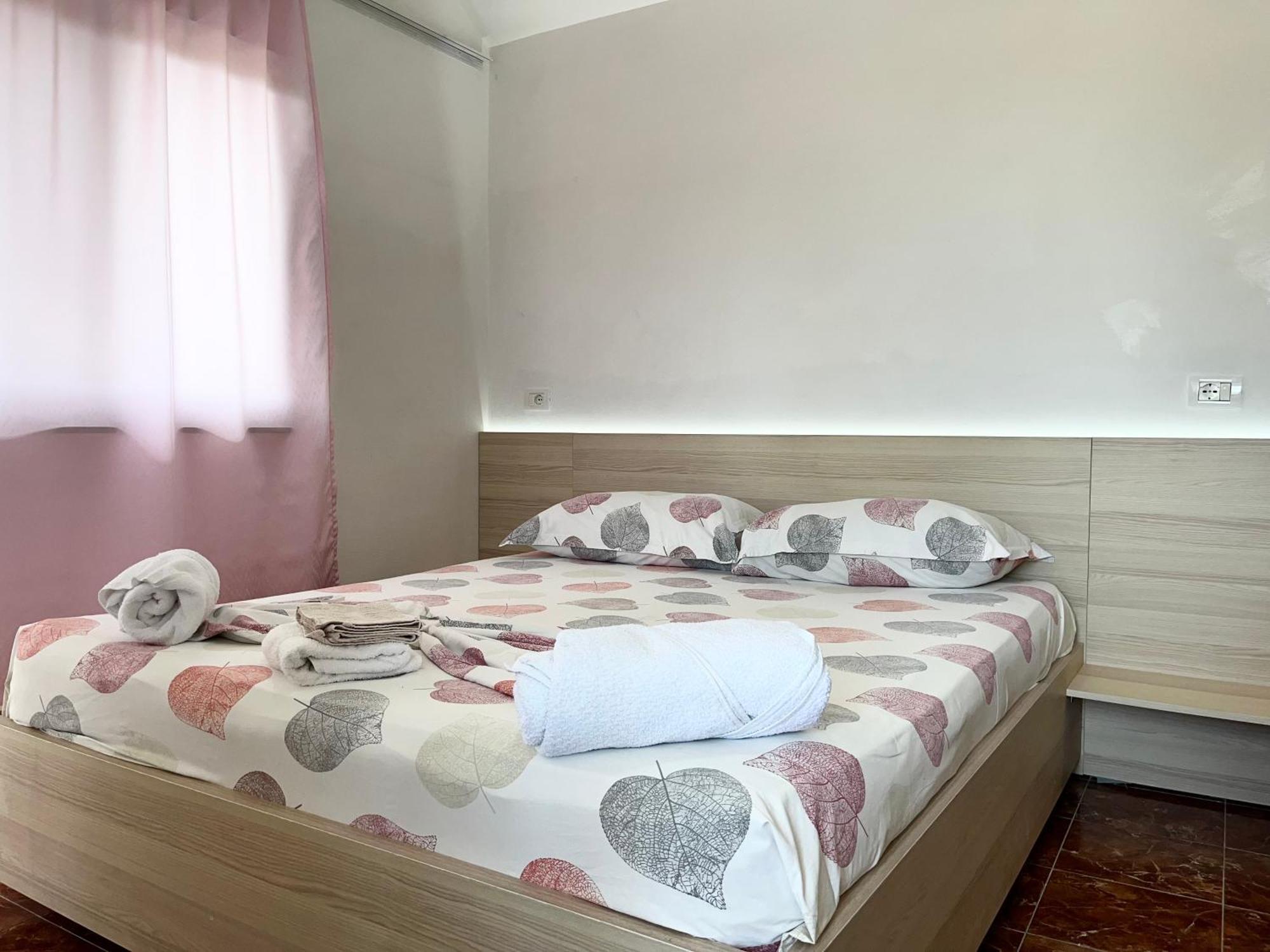 Villa Kasa Durrës Exteriör bild